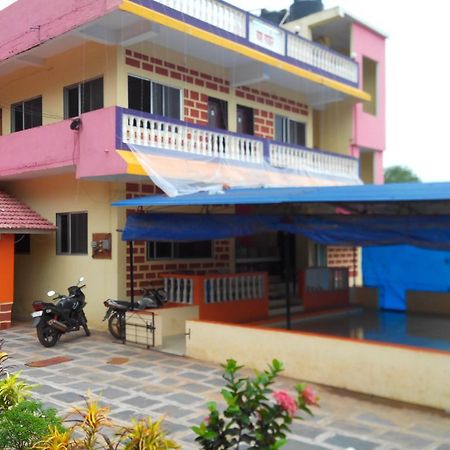 Hotel Yash Garden Residency Ganpatipule Exteriér fotografie