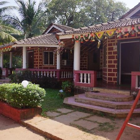 Hotel Yash Garden Residency Ganpatipule Exteriér fotografie